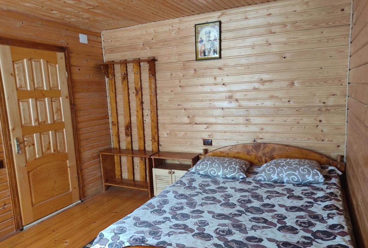 Smerekova Hata Oryavchyk Buitenkant foto