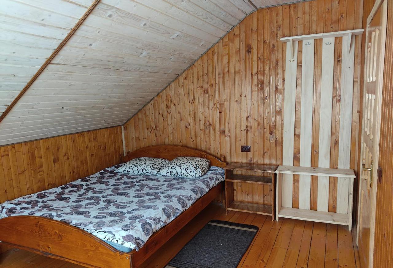 Smerekova Hata Oryavchyk Buitenkant foto